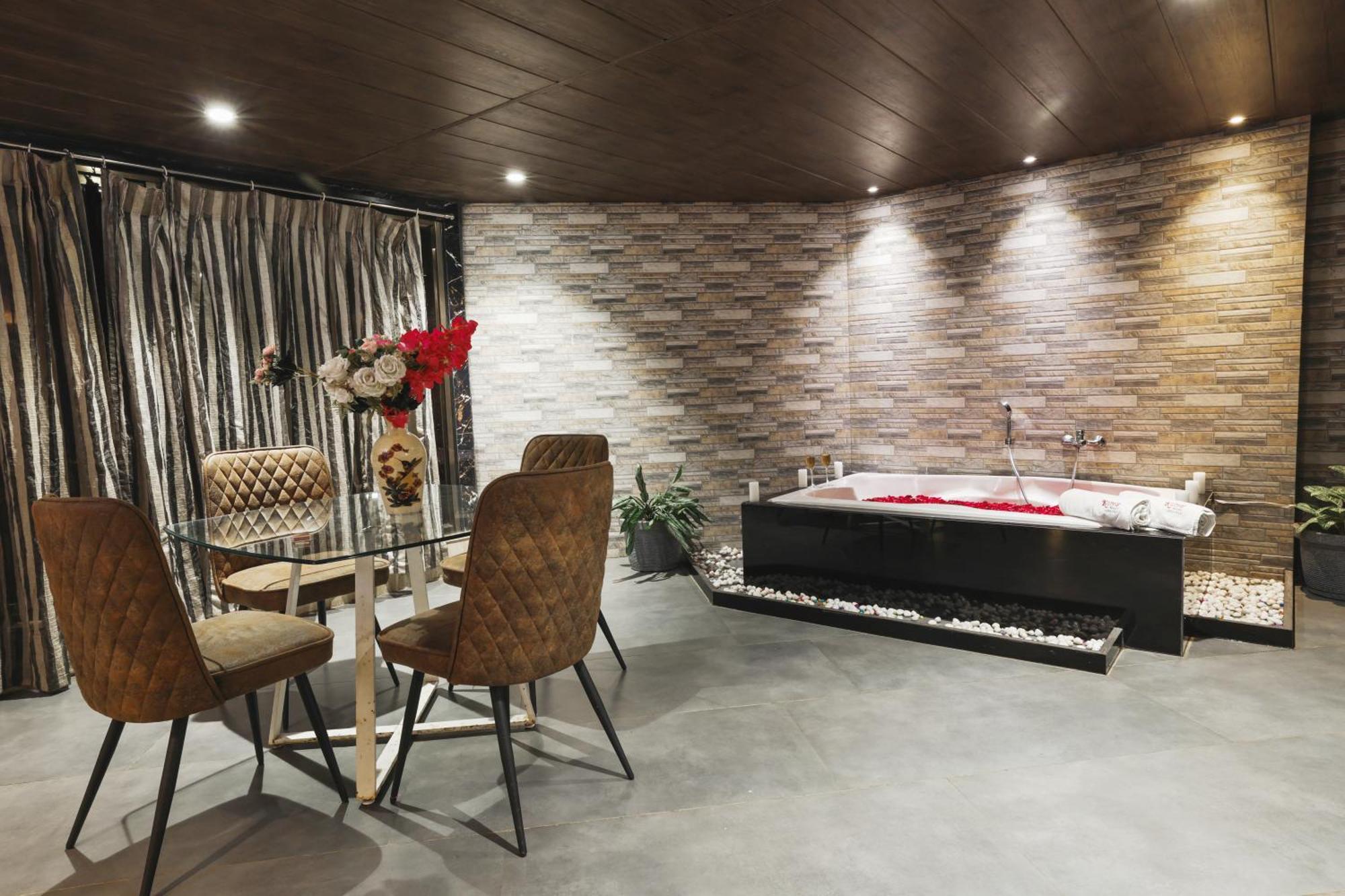 Kumar Resort By Turtle, 罗纳瓦拉 外观 照片